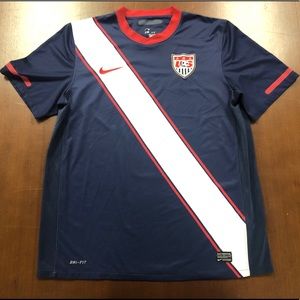 Nike Dri Fit USA Men’s Soccer Jersey Size Large